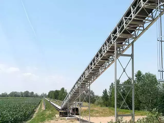 TRASPORTATORE SOPRAELEVATO TRALICCIATO lunghezza 80 mt per trasporto argille